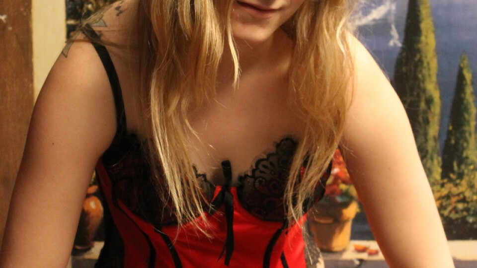 Daizy Red Lingerie IMAGES