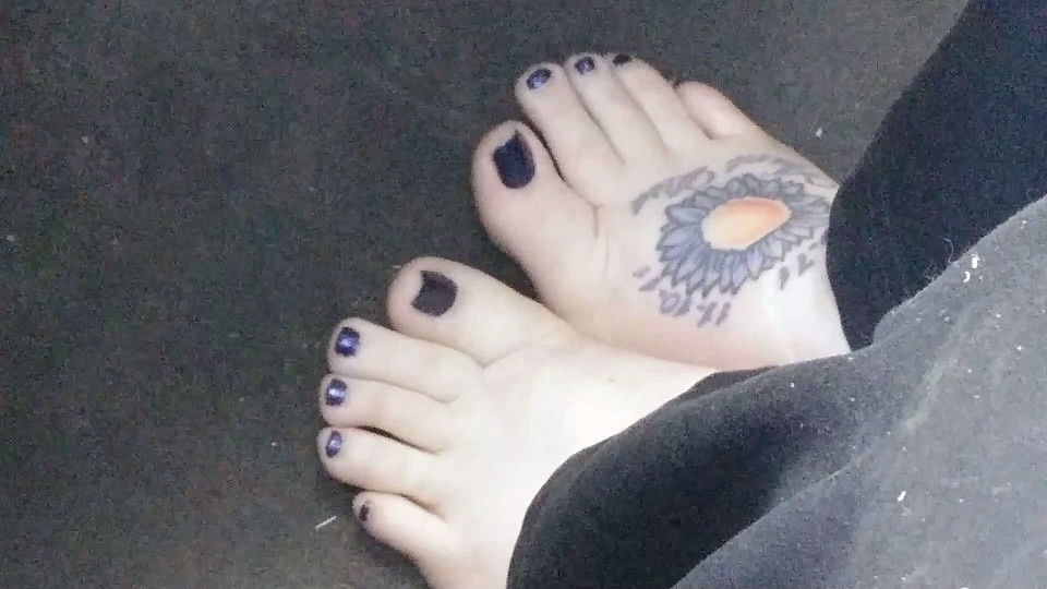 Clarice - Let Me Cum On Those Toes